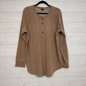 TORRID COZY FLEECE HENLEY SWEATSHIRT BROWN TAN SIZE 2 2X